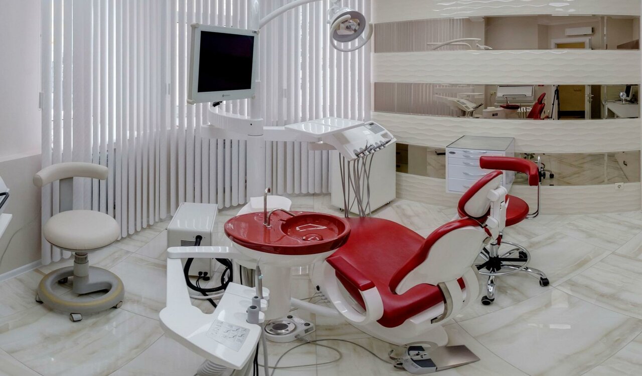 Стоматологический центр Денталюкс+ - Найдите проверенную стоматологию Yull.ru